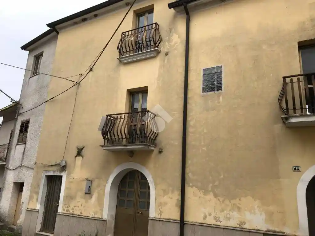 Casa indipendente in vendita a Cervaro
