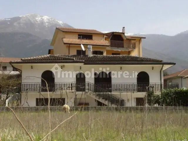 Villa in vendita a Balsorano