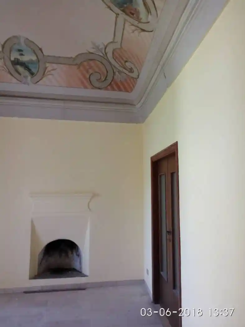 Palazzo - Edificio in Vendita - foto 2