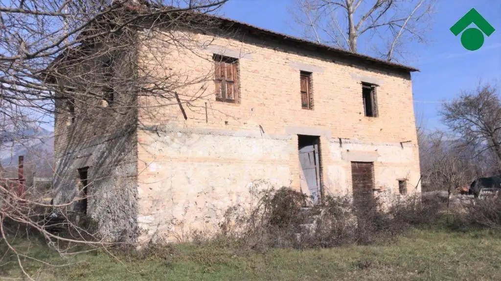 Casa indipendente in vendita a Avezzano