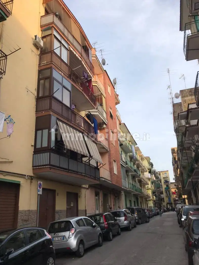 Appartamento in vendita a Napoli
