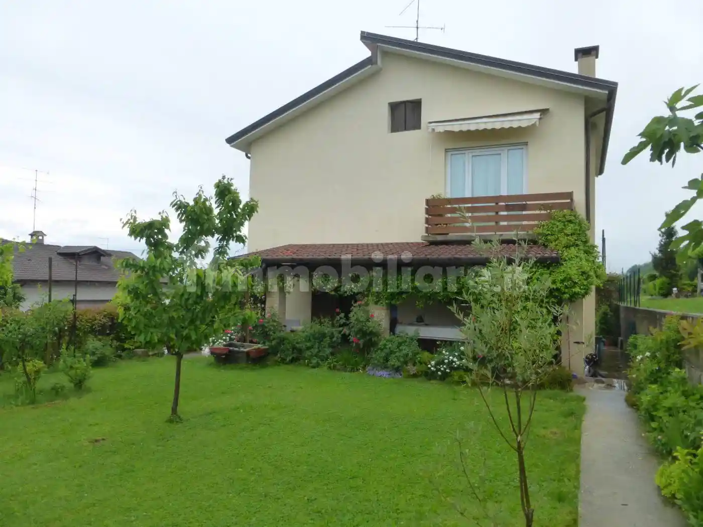 Villa in affitto a Buja