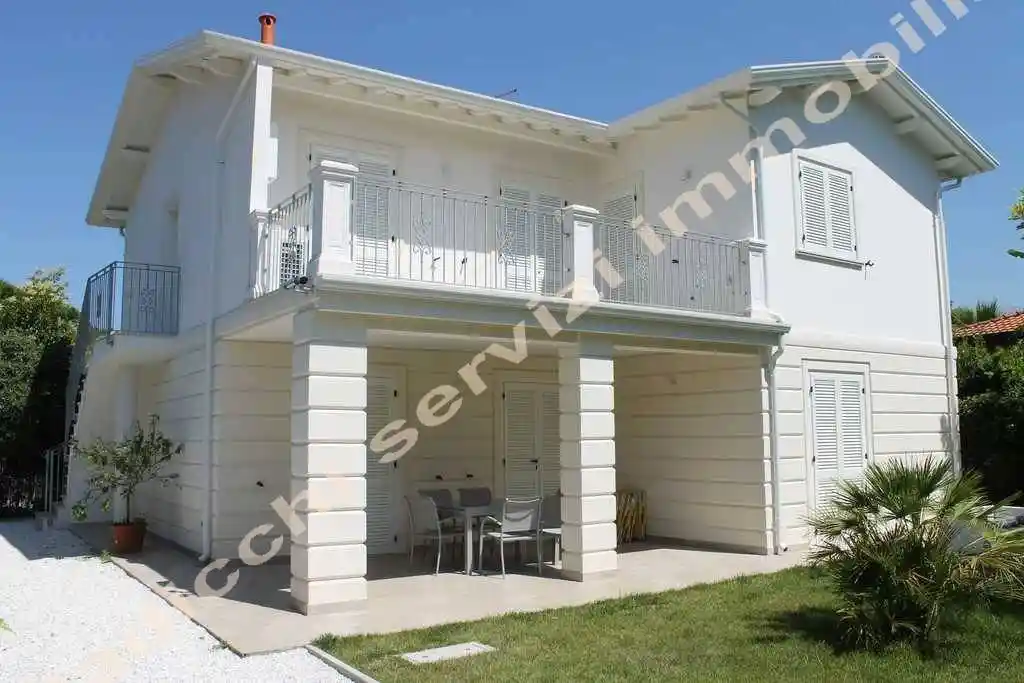 Villa in affitto a Forte dei Marmi