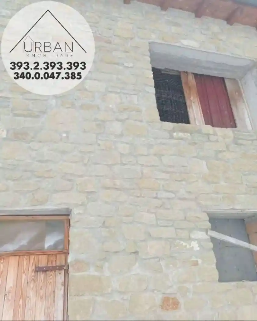 Terratetto unifamiliare via Castello, Centro, Campotosto - foto 2