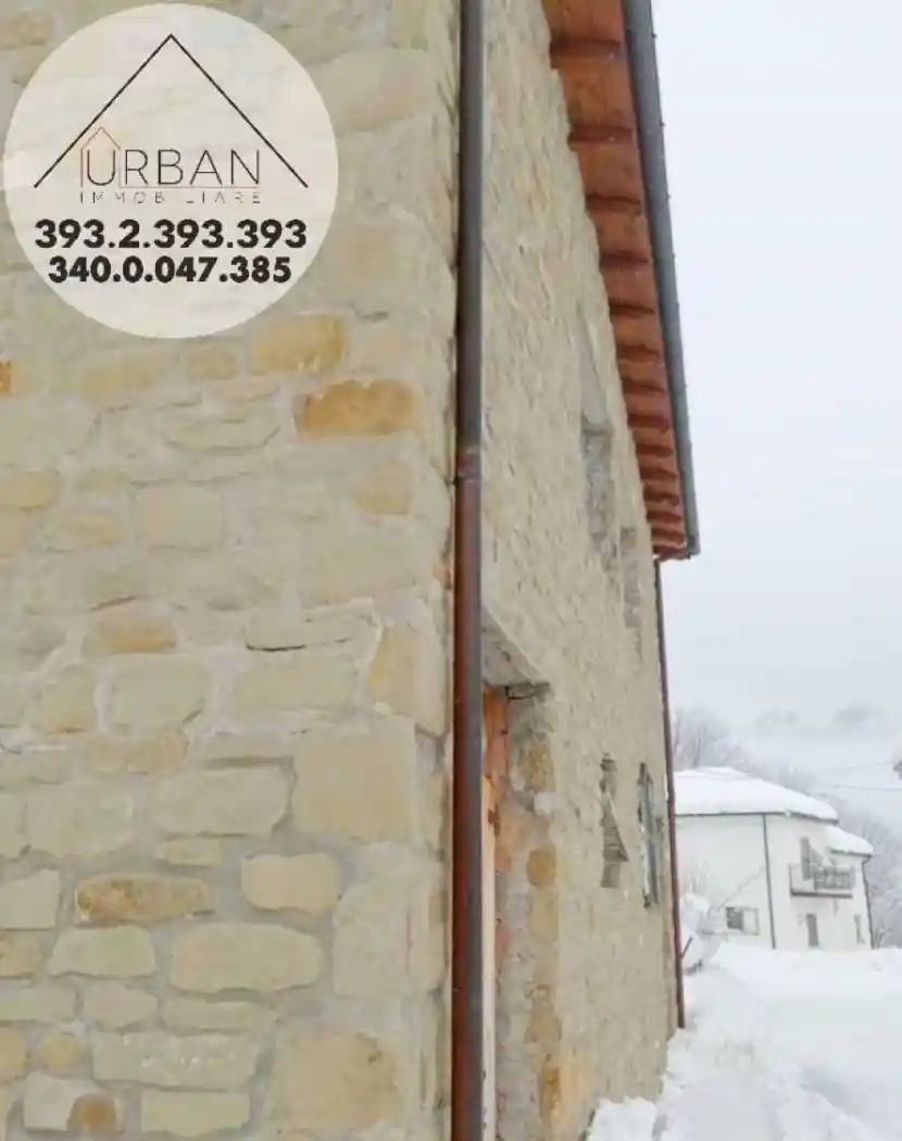 Terratetto unifamiliare via Castello, Centro, Campotosto - foto 4