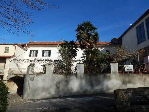 Casa indipendente in vendita a Levice