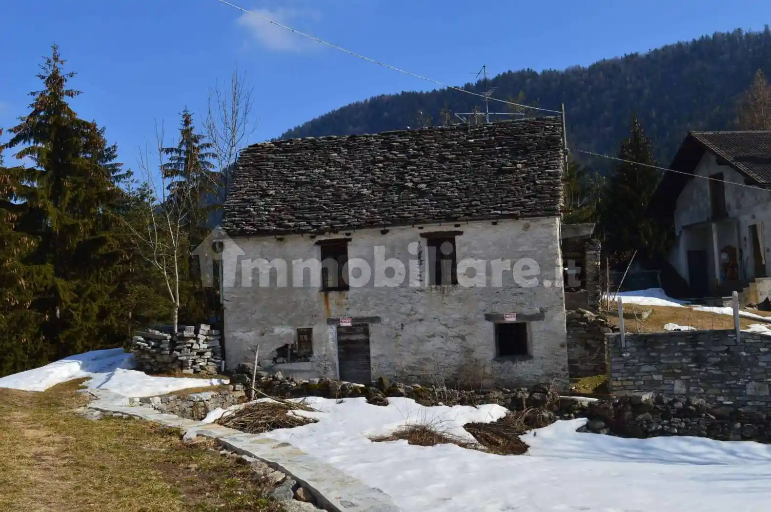 Rustico - Casale in vendita a Craveggia