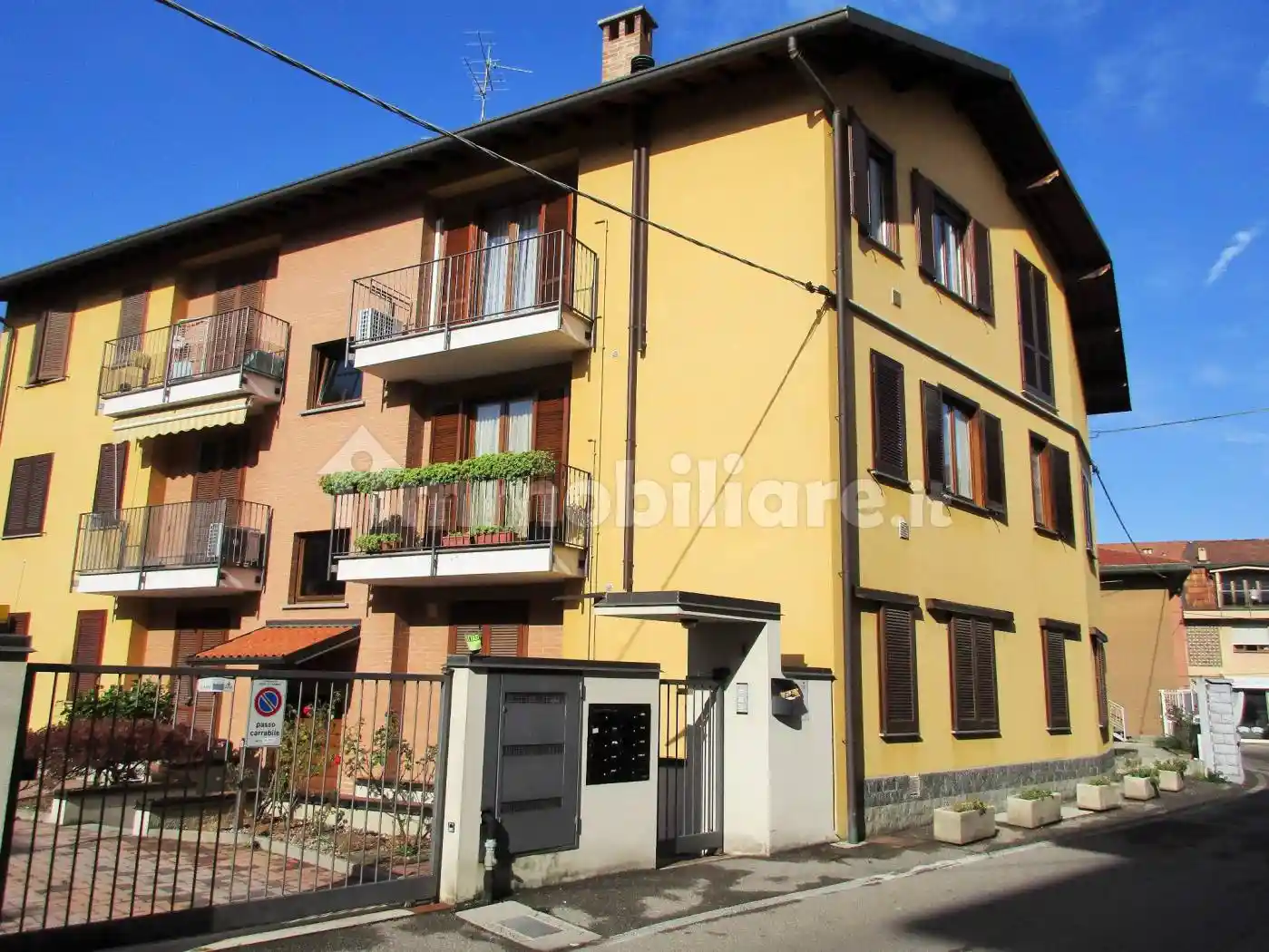 Appartamento in vendita a Rovello Porro