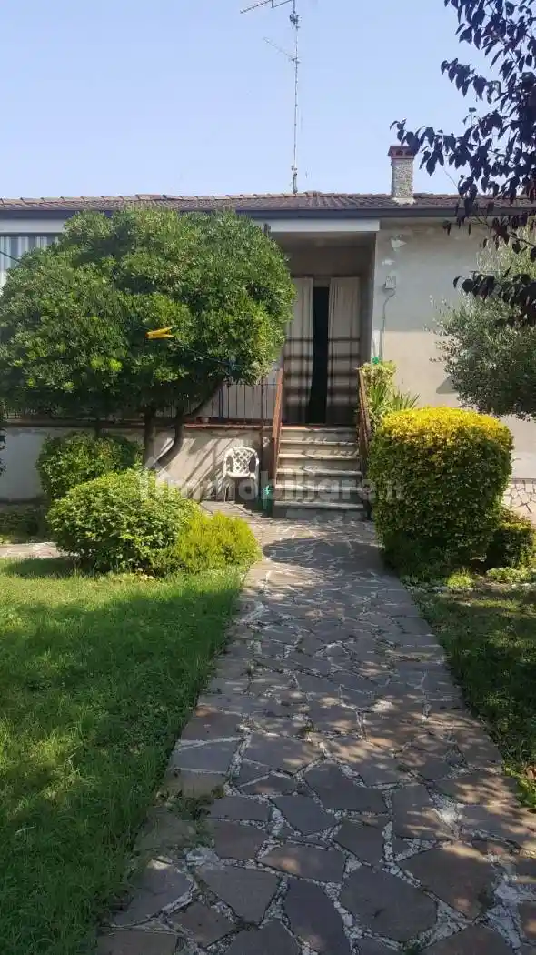 Villa in vendita a Leno