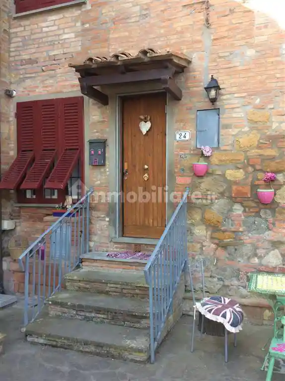 Appartamento in vendita a Montaione