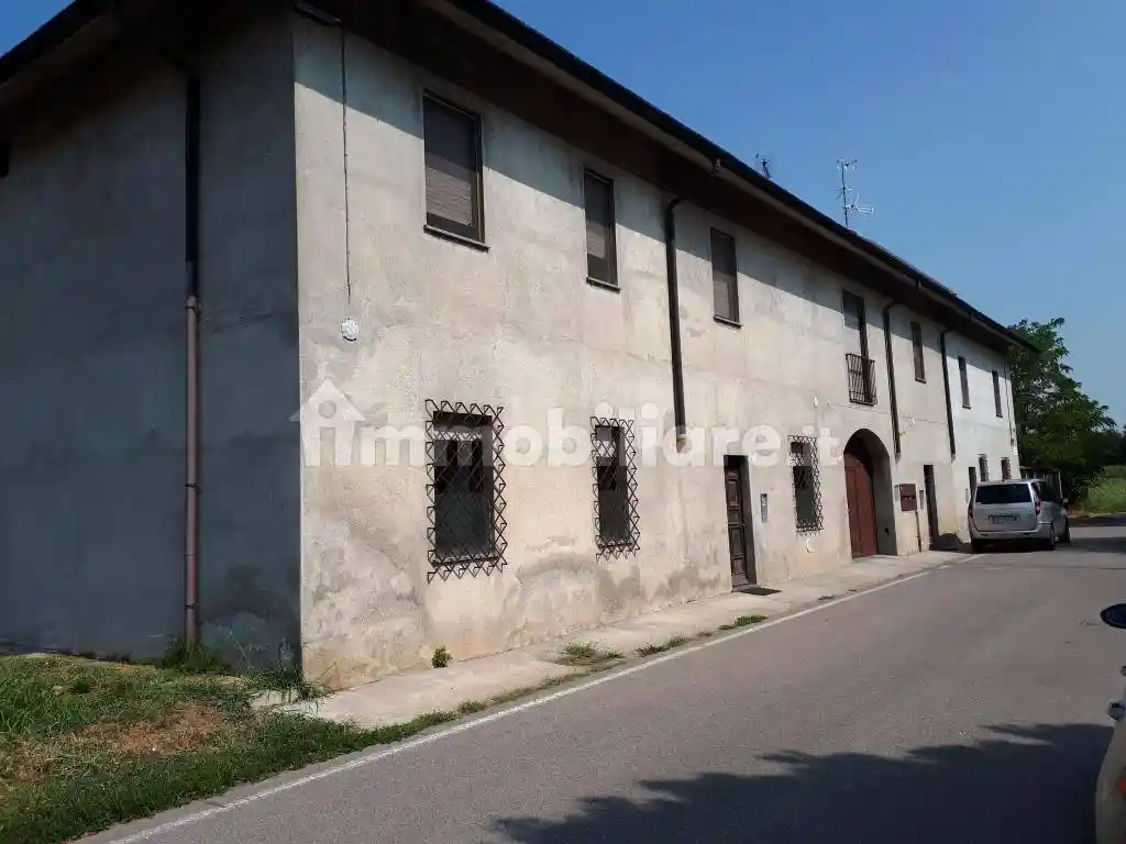 Appartamento in affitto a Parabiago