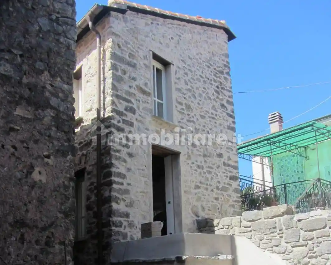 Casa indipendente in vendita a Riccò del Golfo di Spezia