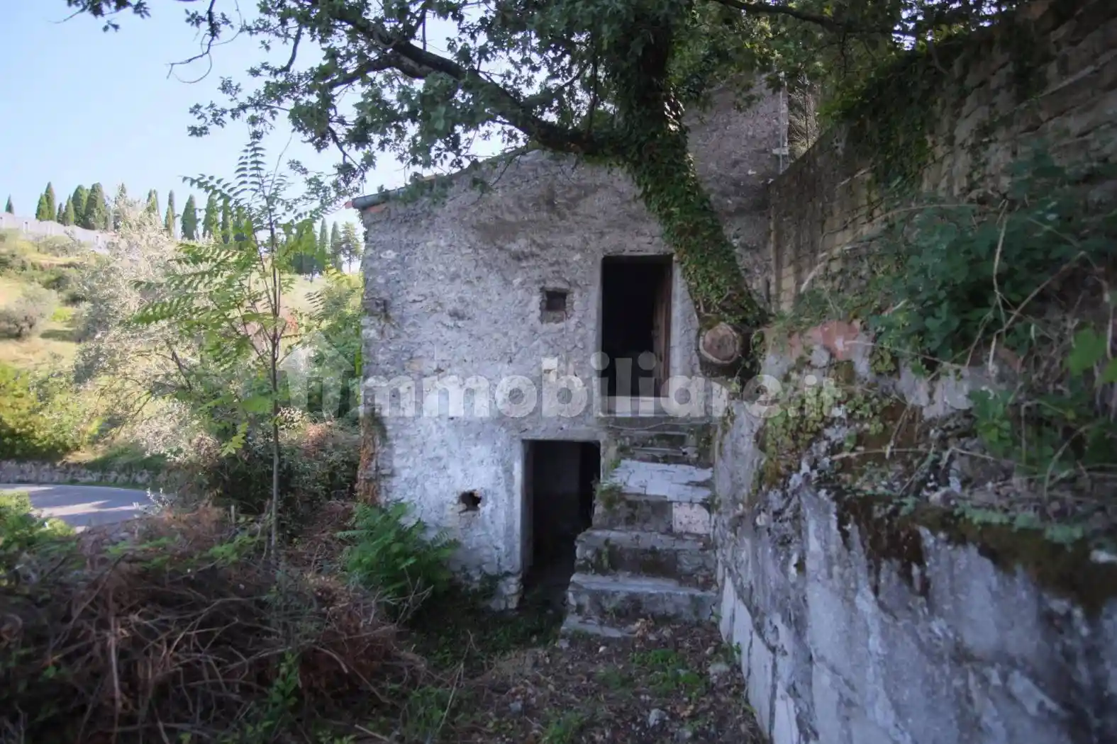 Rustico - Casale in vendita a Poggio Moiano