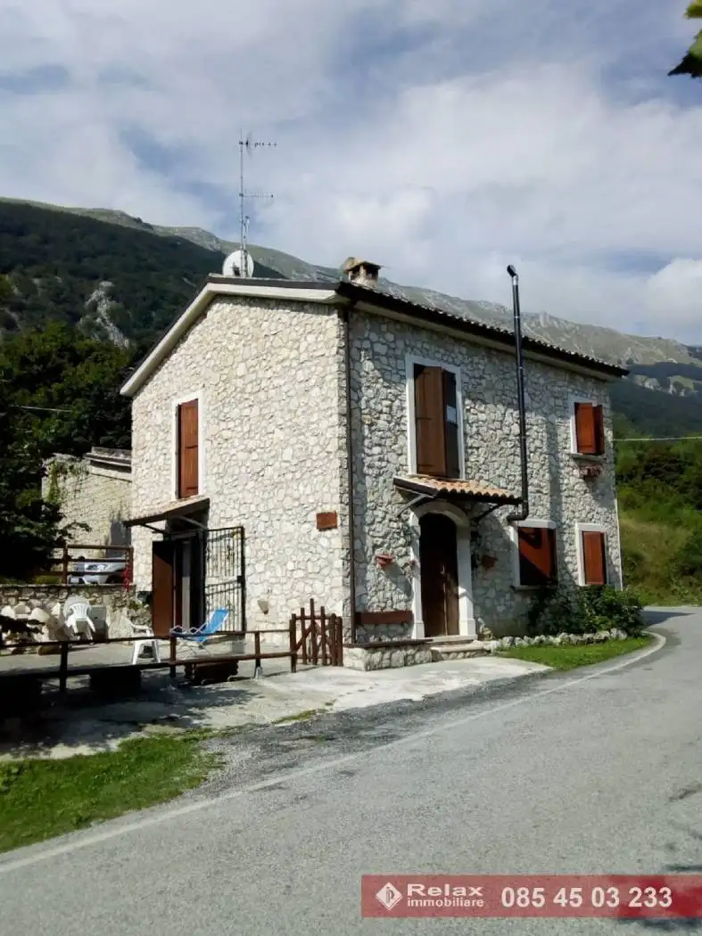 Rustico - Casale in vendita a Caramanico Terme