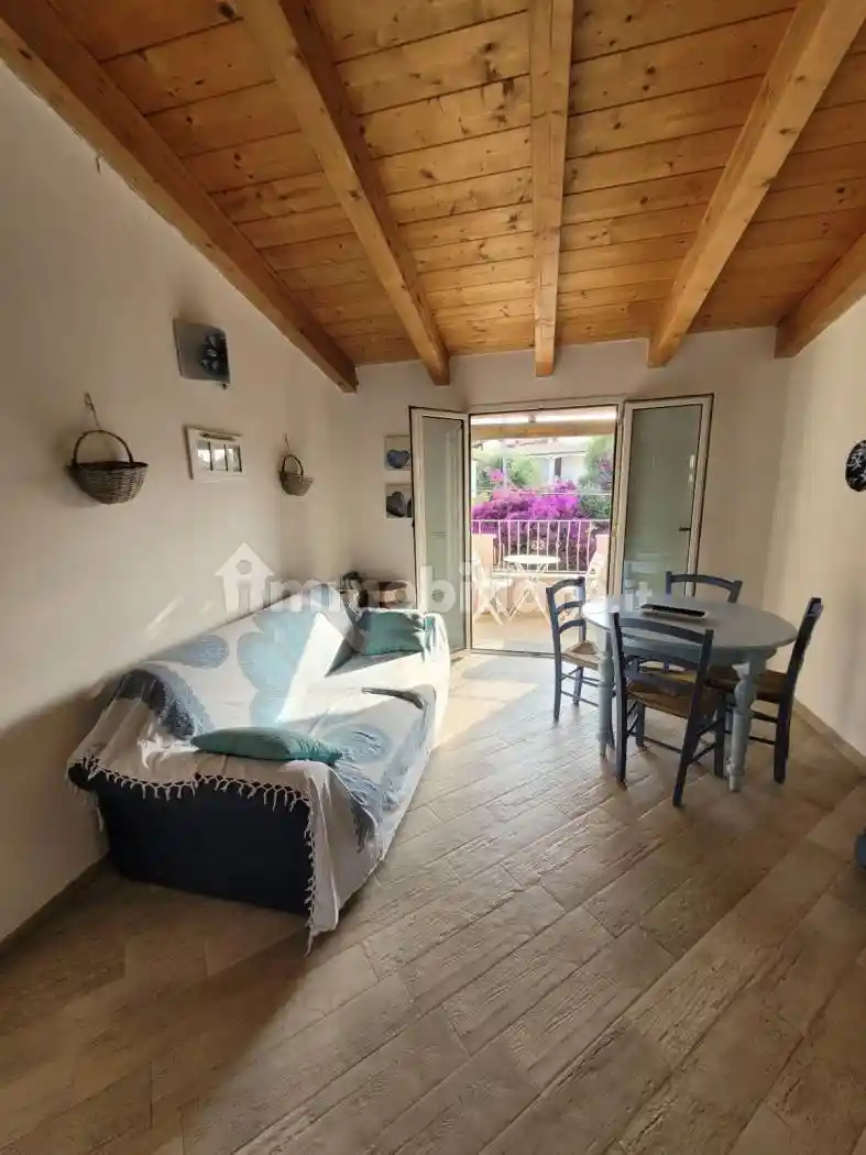 Appartamento in vendita a Valledoria