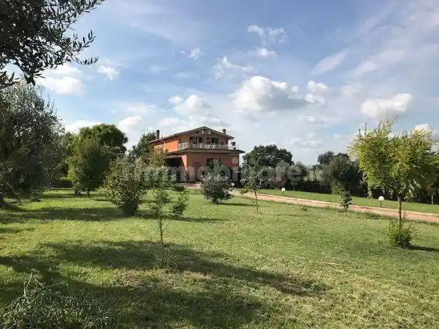 Villa in vendita a Velletri