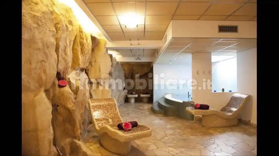 Palazzo - Edificio in vendita a Lipari