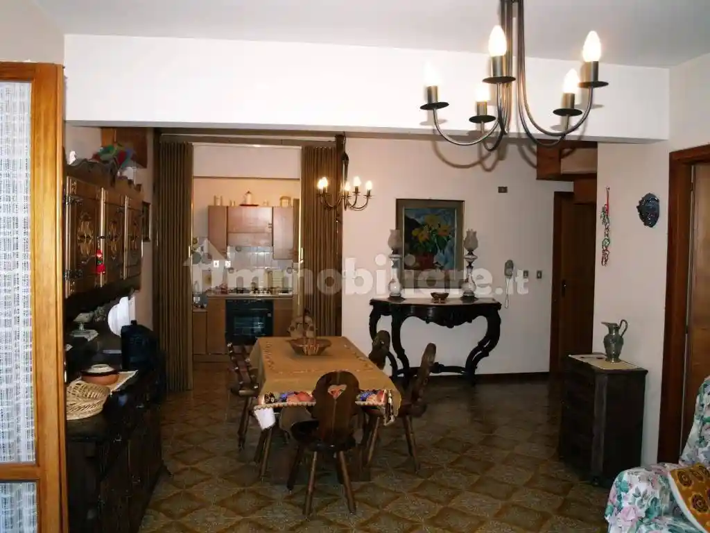 Appartamento in vendita a Ala di Stura