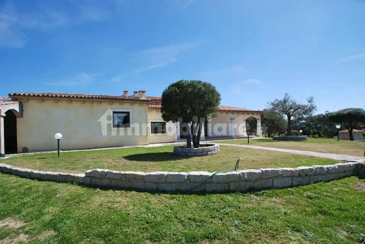 Villa in vendita a Telti