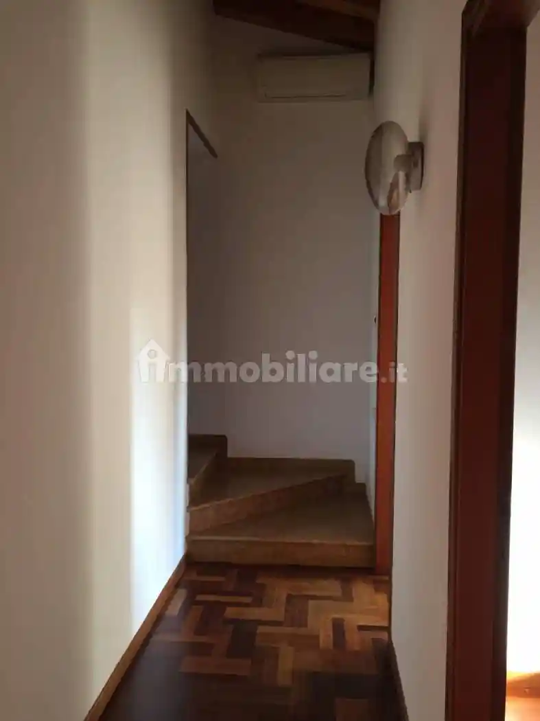 Villa bifamiliare, ottimo stato, 170 m², Saviabona, Vicenza - foto 3