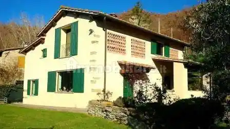 Rustico - Casale in vendita a Vicchio