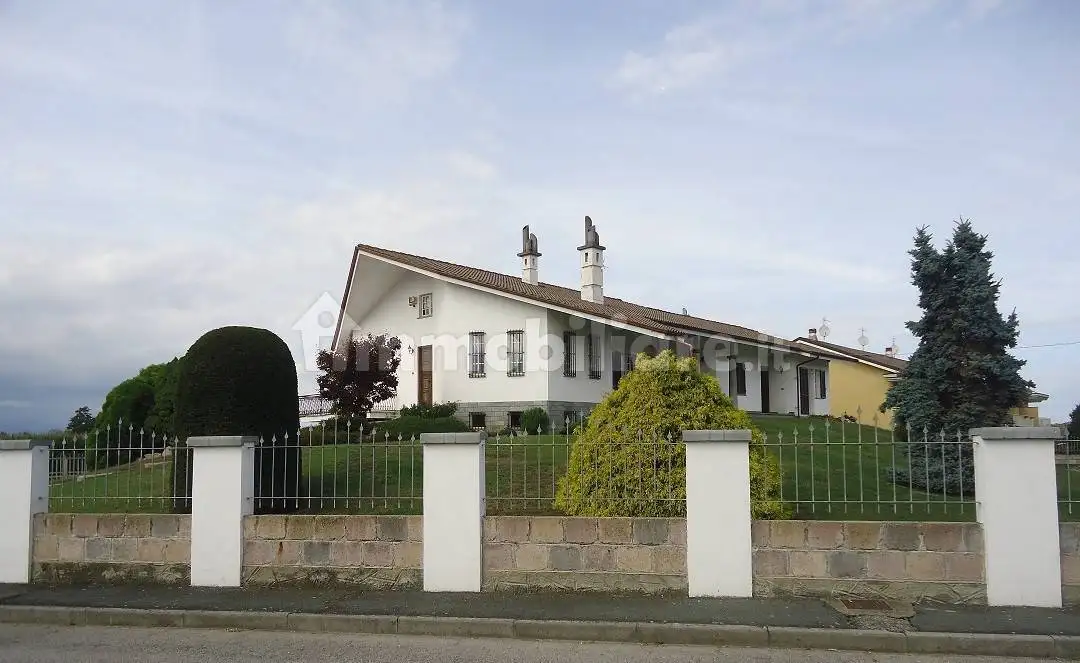 Villa in vendita a Casalgrasso