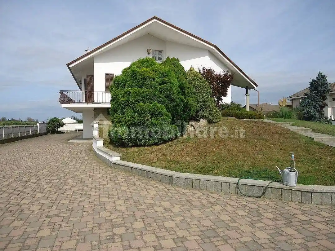 Villa unifamiliare, buono stato, 420 m², Centro, Casalgrasso - foto 4