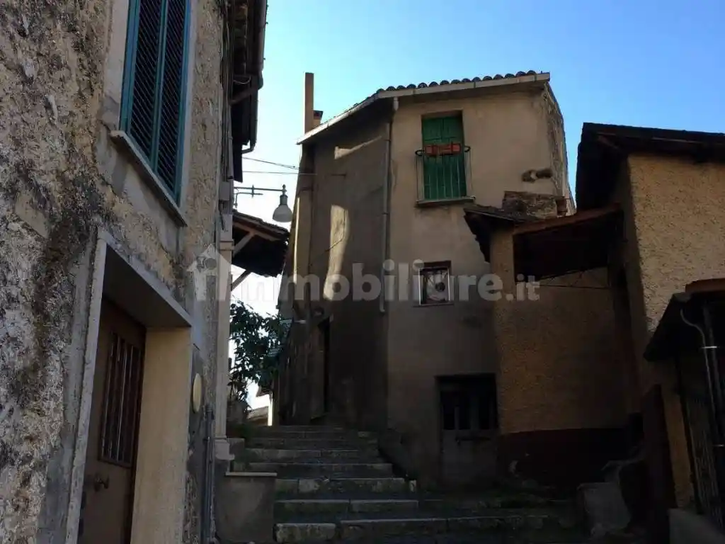 Appartamento in vendita a Subiaco