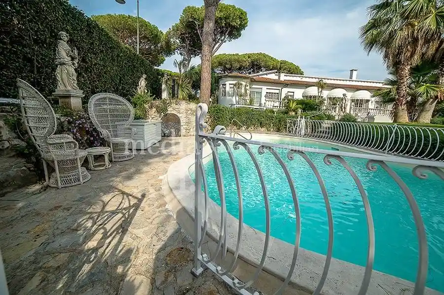 Villa in vendita a Pisa