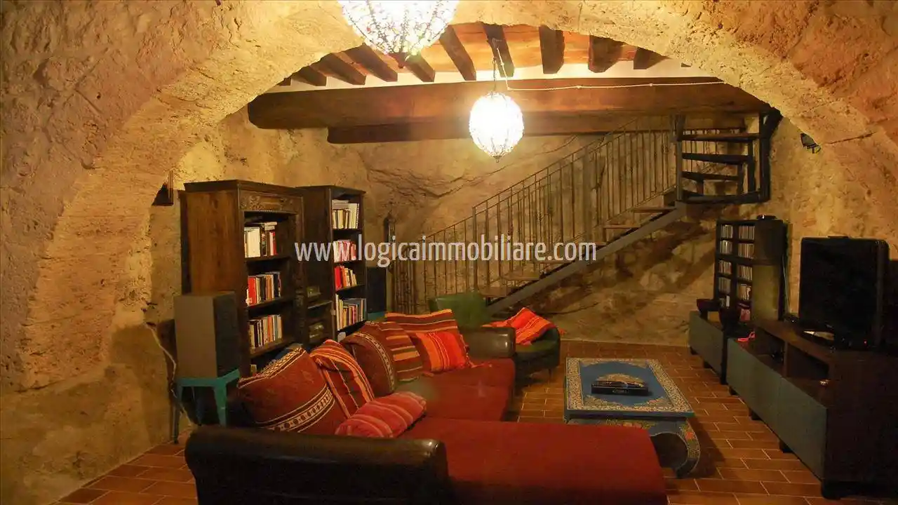 Casa indipendente in vendita a Sarteano
