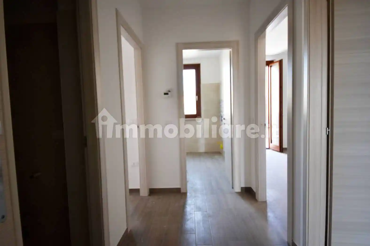 Quadrilocale piazza Camillo Benso di Cavour, Centro, Nereto - foto 5