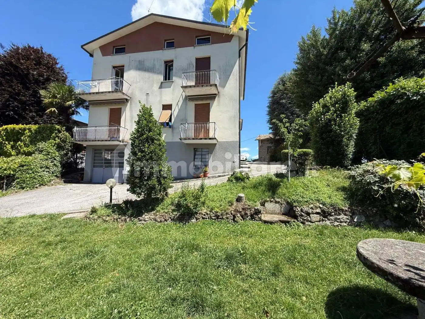 Appartamento in vendita a Anzano del Parco