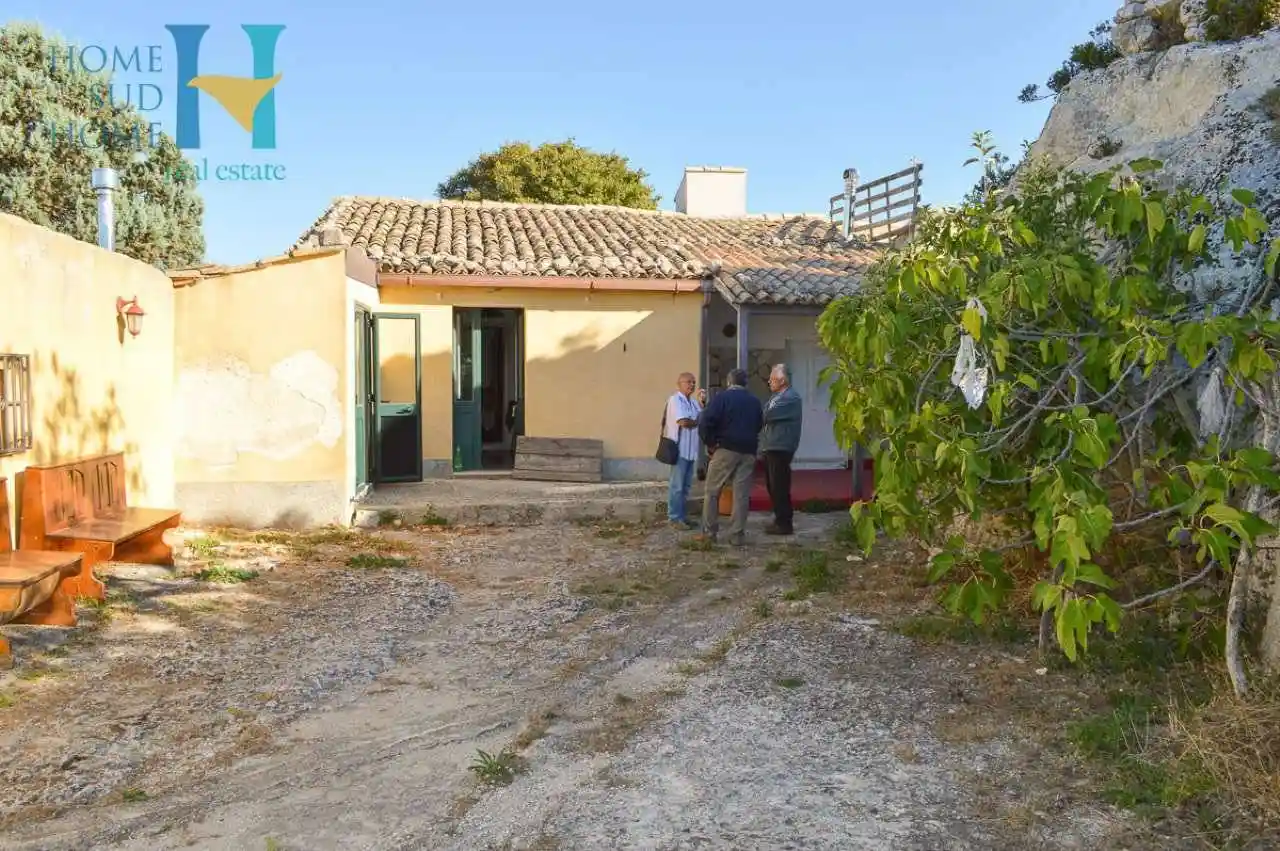 Rustico - Casale in vendita a Noto