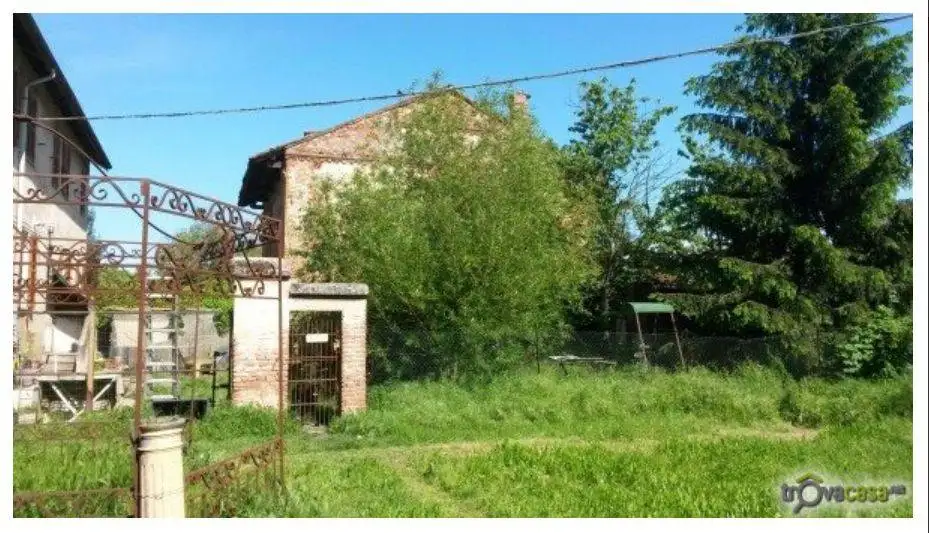 Rustico - Casale in vendita a Gambarana