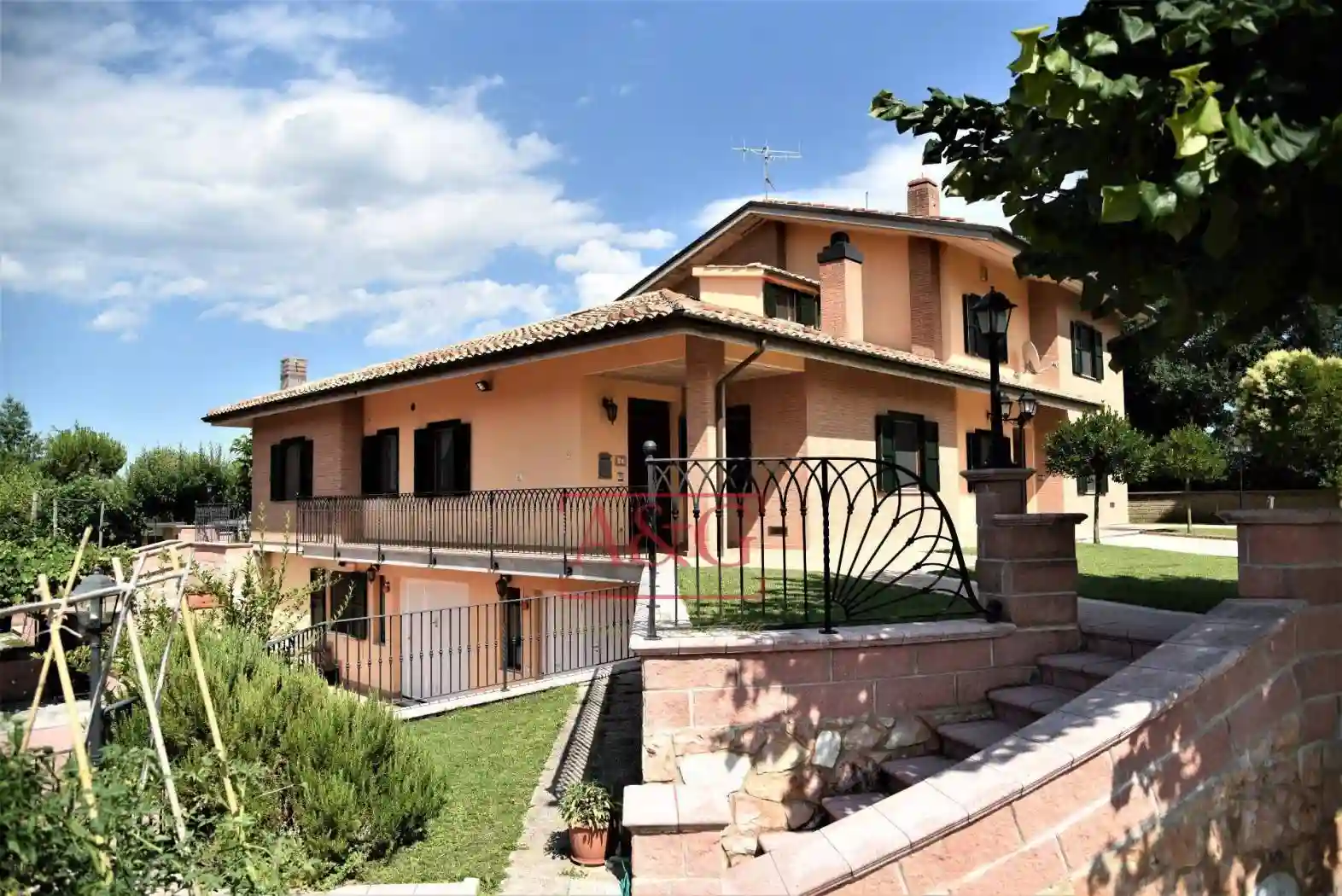 Villa - foto 2