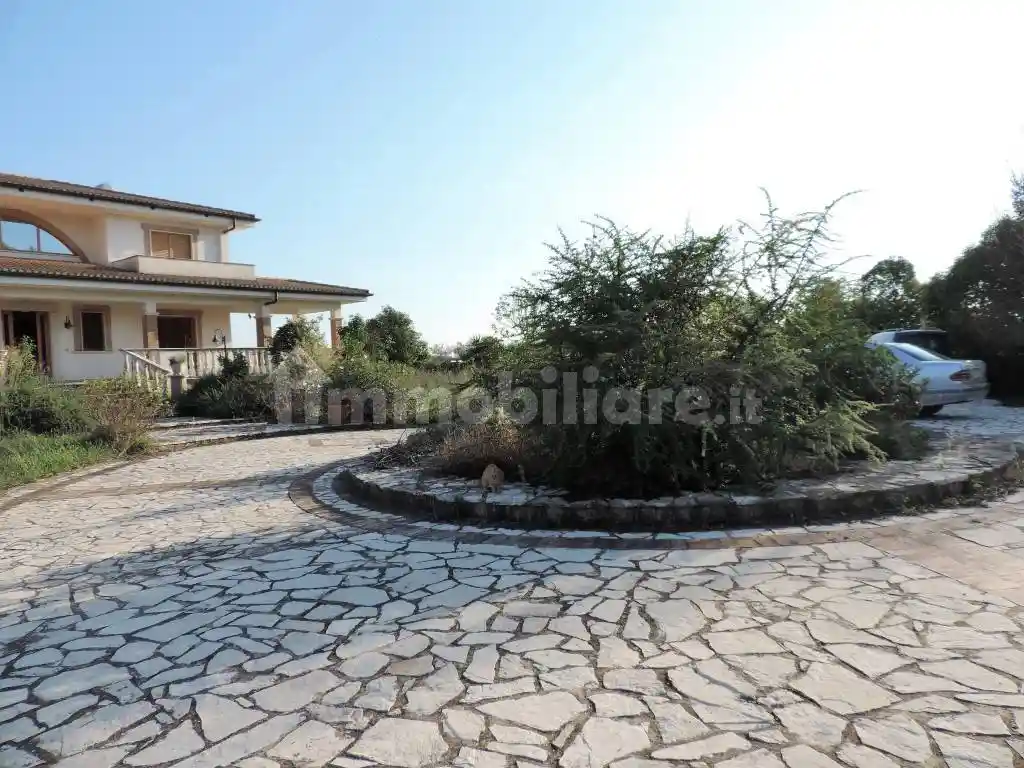 Villa in vendita a Fondi