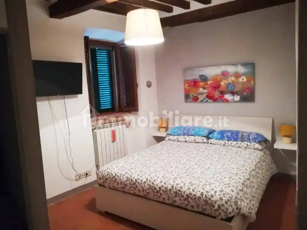 Appartamento in vendita a Cetona