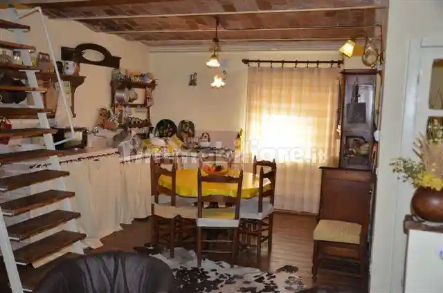 Quadrilocale via della Chiesa, Centro, Ovindoli - foto 2