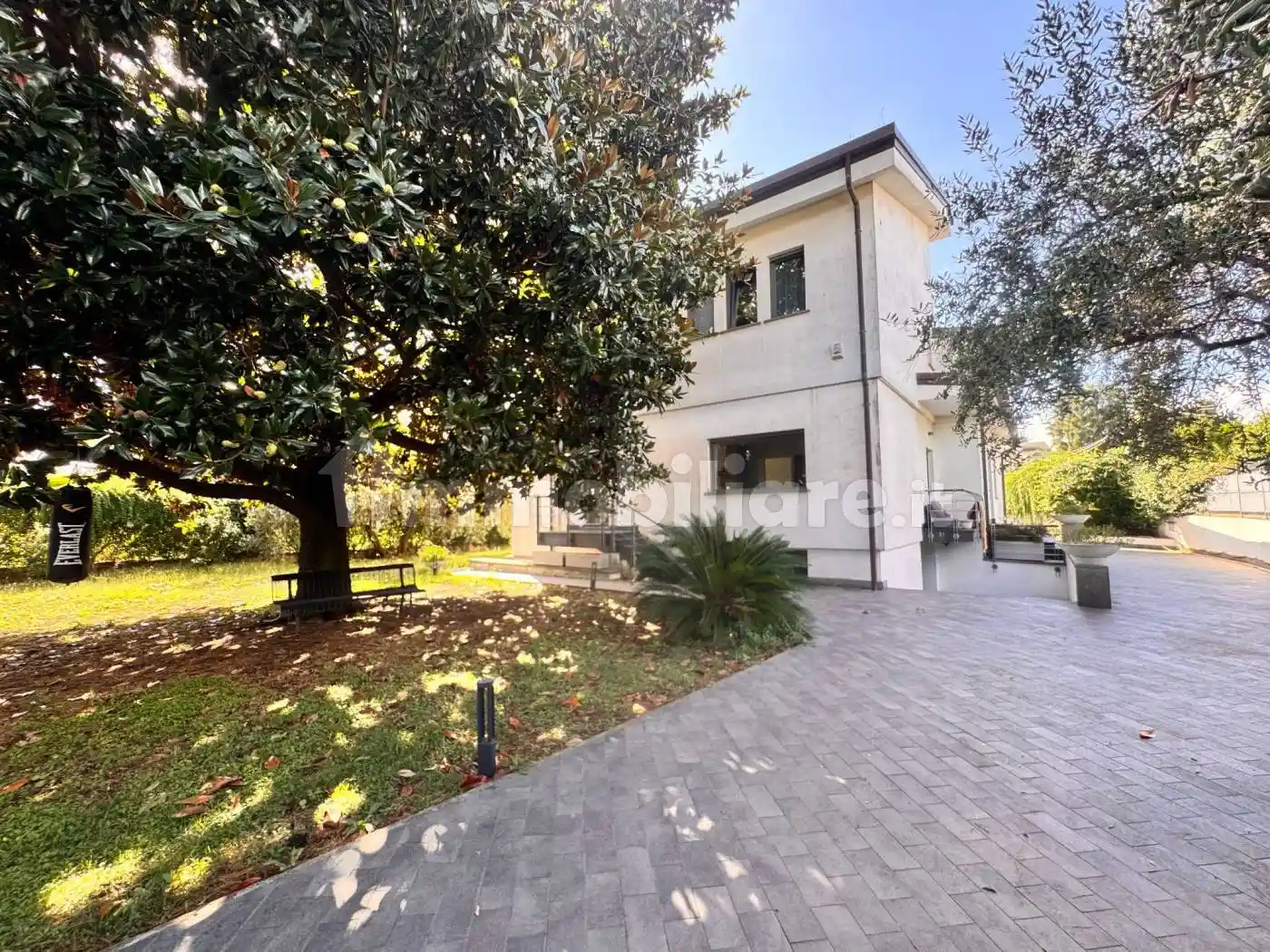 Villa in vendita a Genzano di Roma