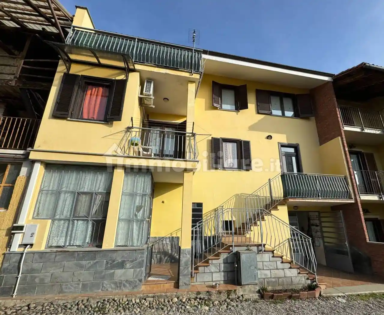 Casa indipendente in vendita a Cuceglio