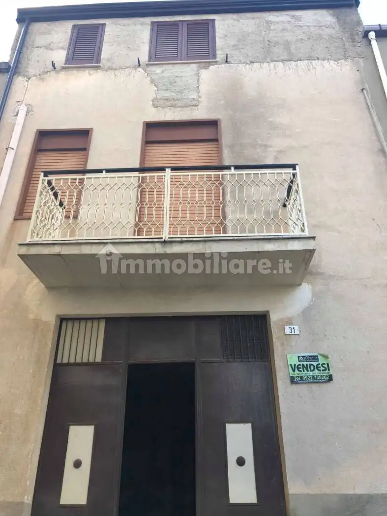 Palazzo - Edificio in Vendita - foto 2