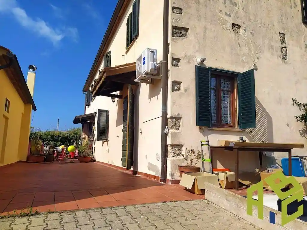 Casa indipendente in vendita a Rosignano Marittimo