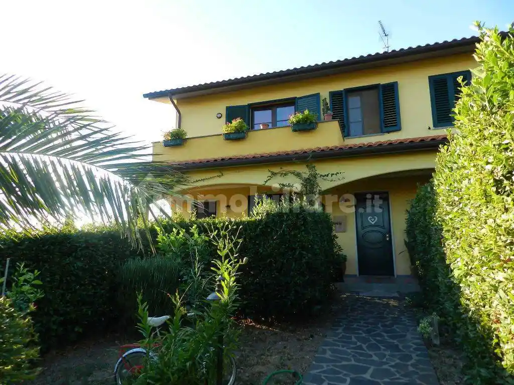 Appartamento in vendita a Rosignano Marittimo