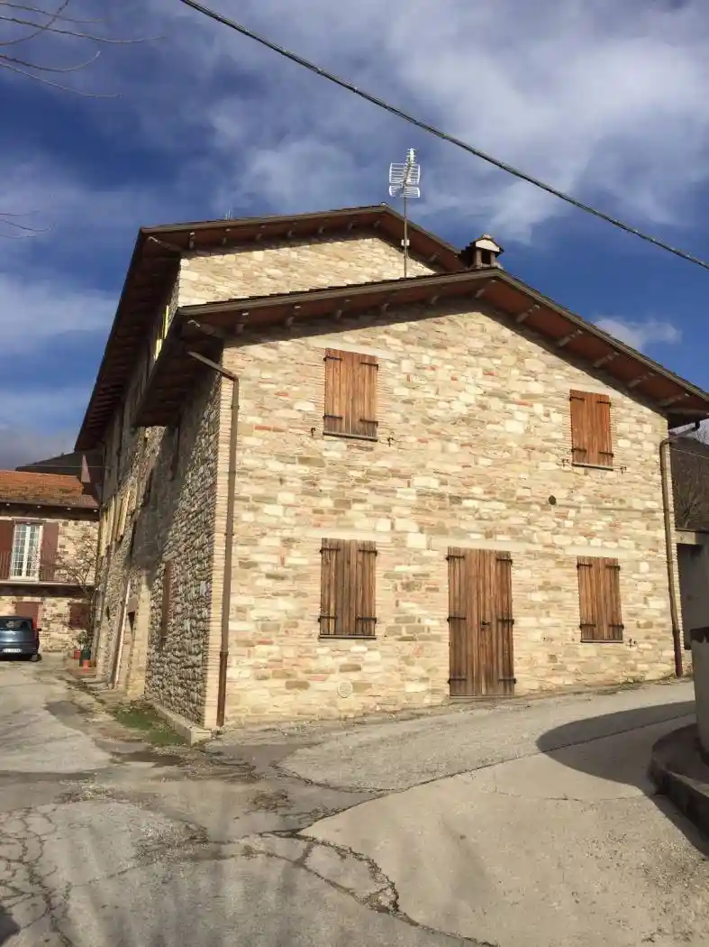 Casa indipendente in vendita a Gubbio