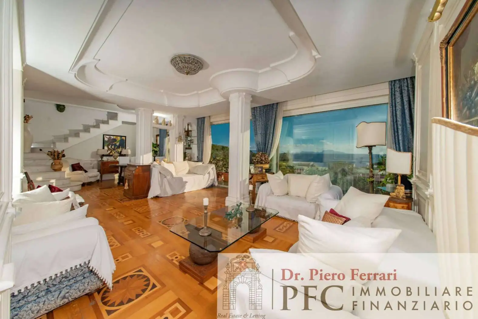 Appartamento in vendita a Napoli