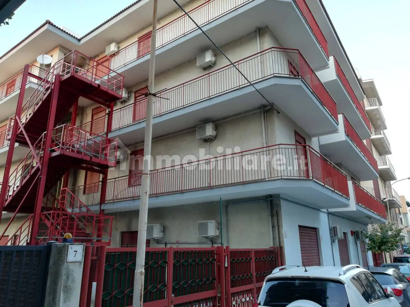 Palazzo - Edificio in Affitto - foto 5
