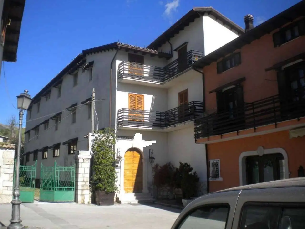 Palazzo - Edificio in vendita a Pescasseroli