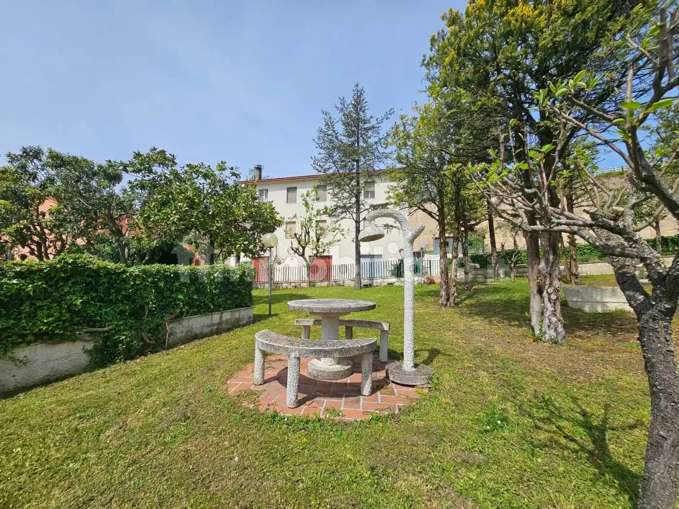 Casa indipendente in vendita a San Severino Marche