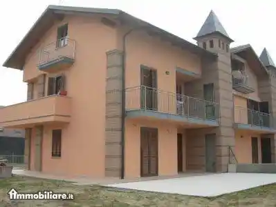 Rustico - Casale in vendita a Poirino