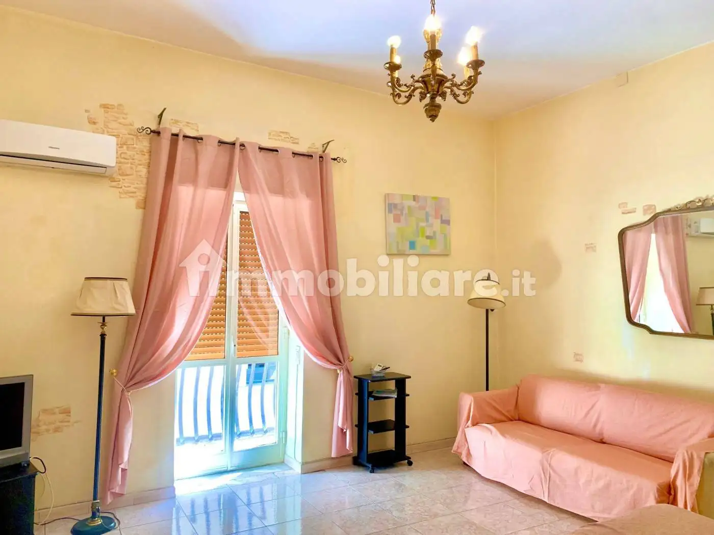 Appartamento in affitto a Napoli